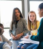 First week in the IB Diploma Programme (DP) iStock_Group_Studnts_Discussing_Classrom 12x6